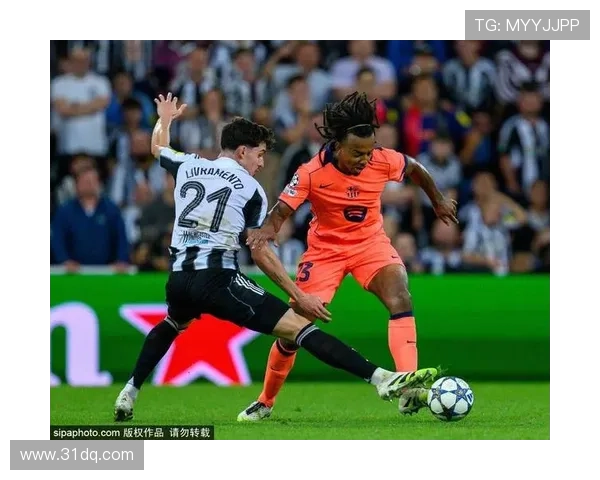 足球历史十大封堵神将排名谁是最强防线守护者